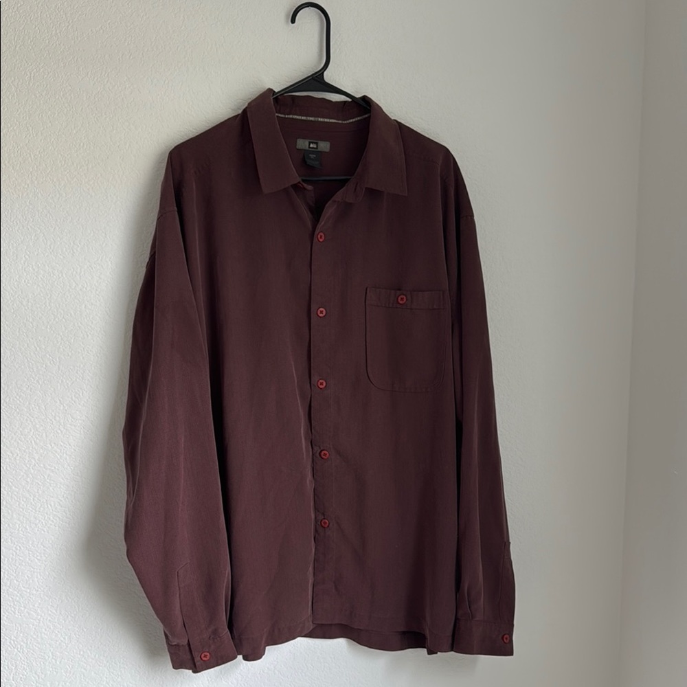 Equipment Men's Casual Button Down Shirt - Burgundy